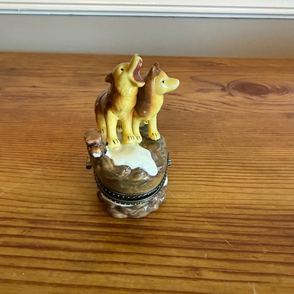 Vintage Ceramic Trinket Box Wolves Howling Forest Hinged Lid Jewelry Organizer‎ - Picture 3 of 8